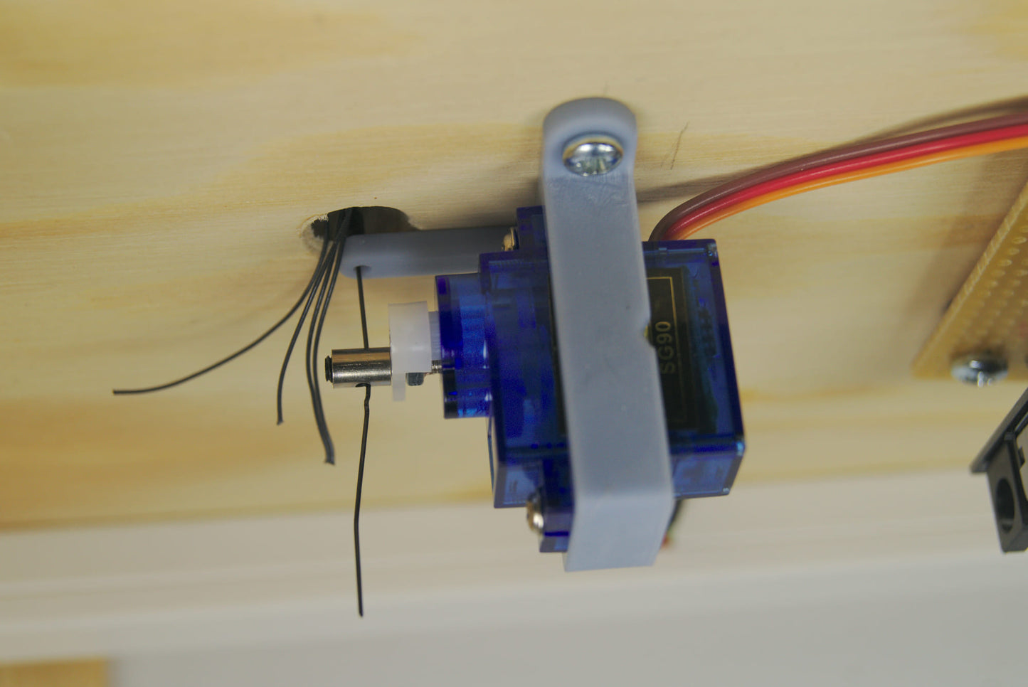 Servo Unterflur Form-Hauptsignal Antrieb ( z.B. Viessmann einflügelig )